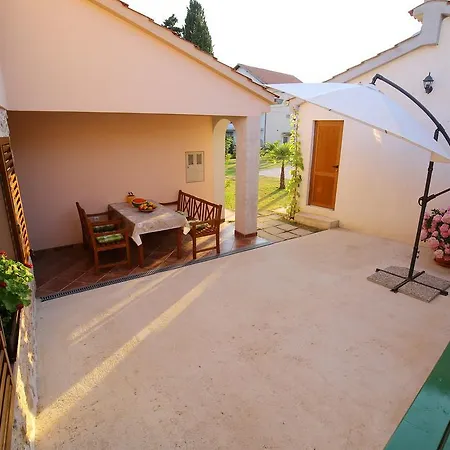 Apartament Marko *